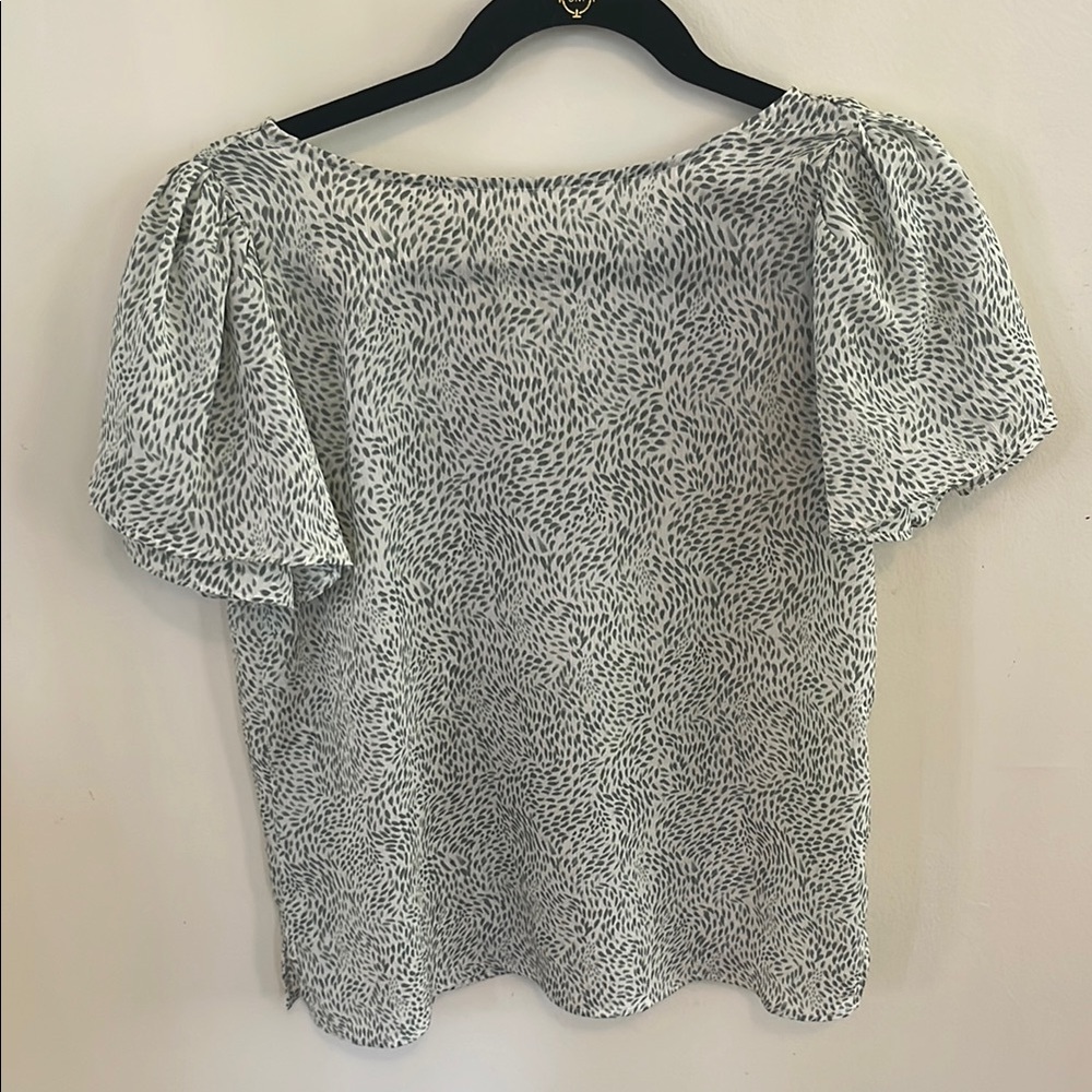 Vince Camuto Green and White Ruffled Blouse